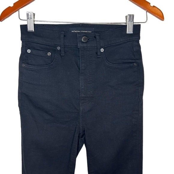 Aritzia Denim Forum The Lola High Rise Skinny Crop - Picture 8 of 16